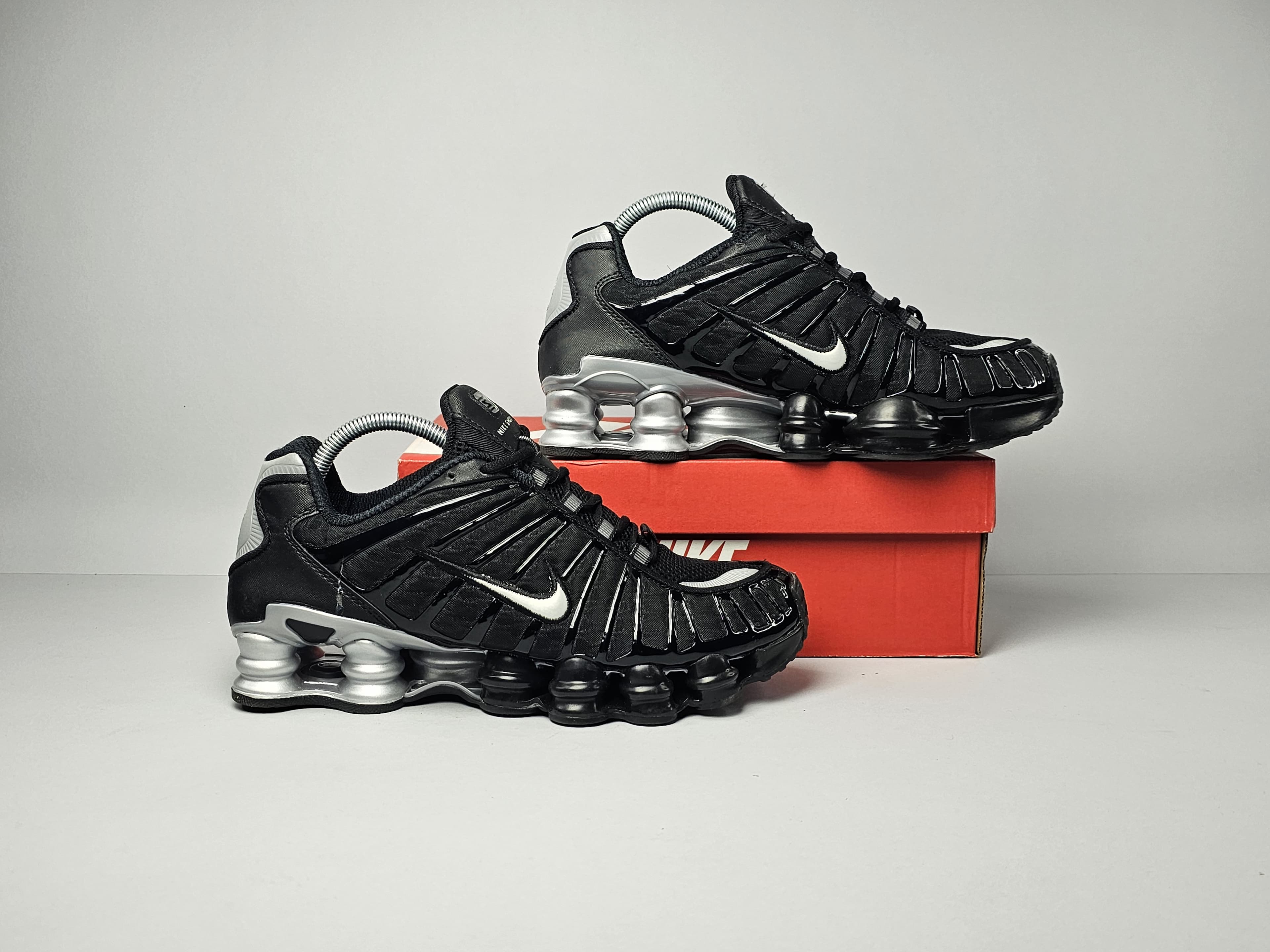 Nike shox TL