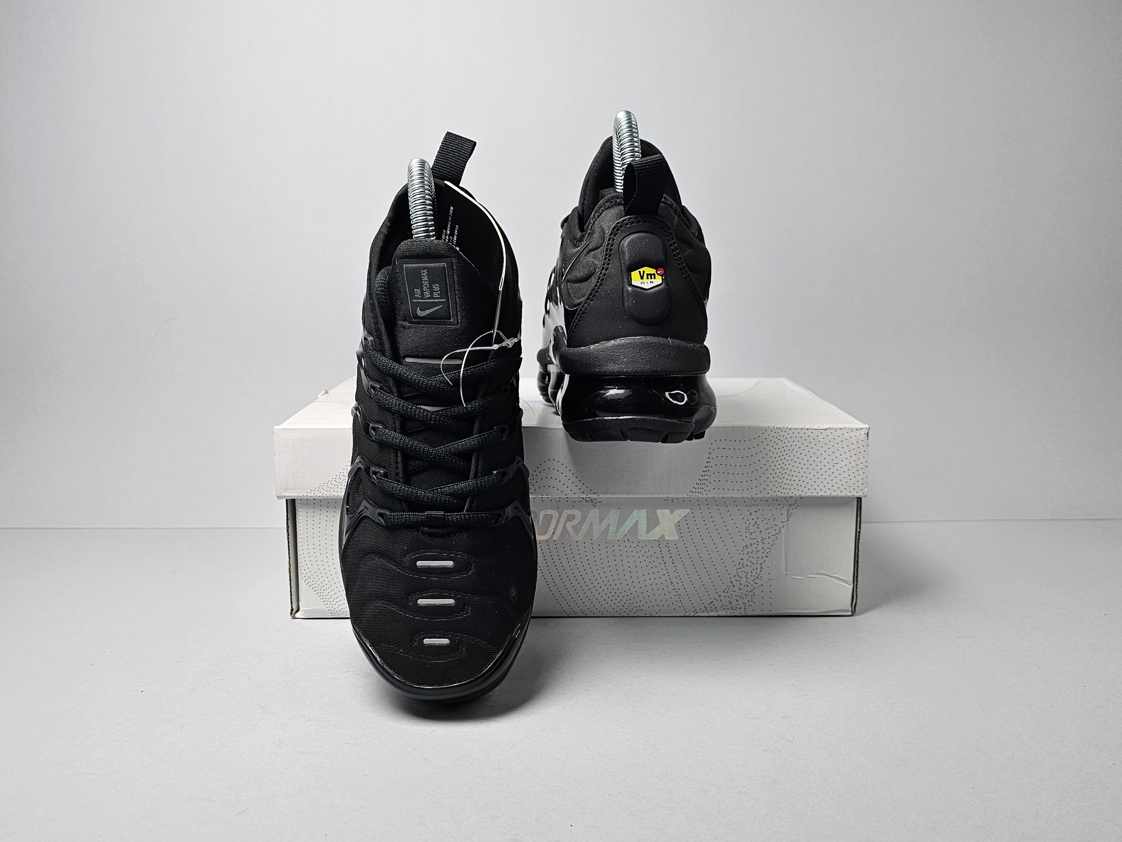 Vapormax Plus 4