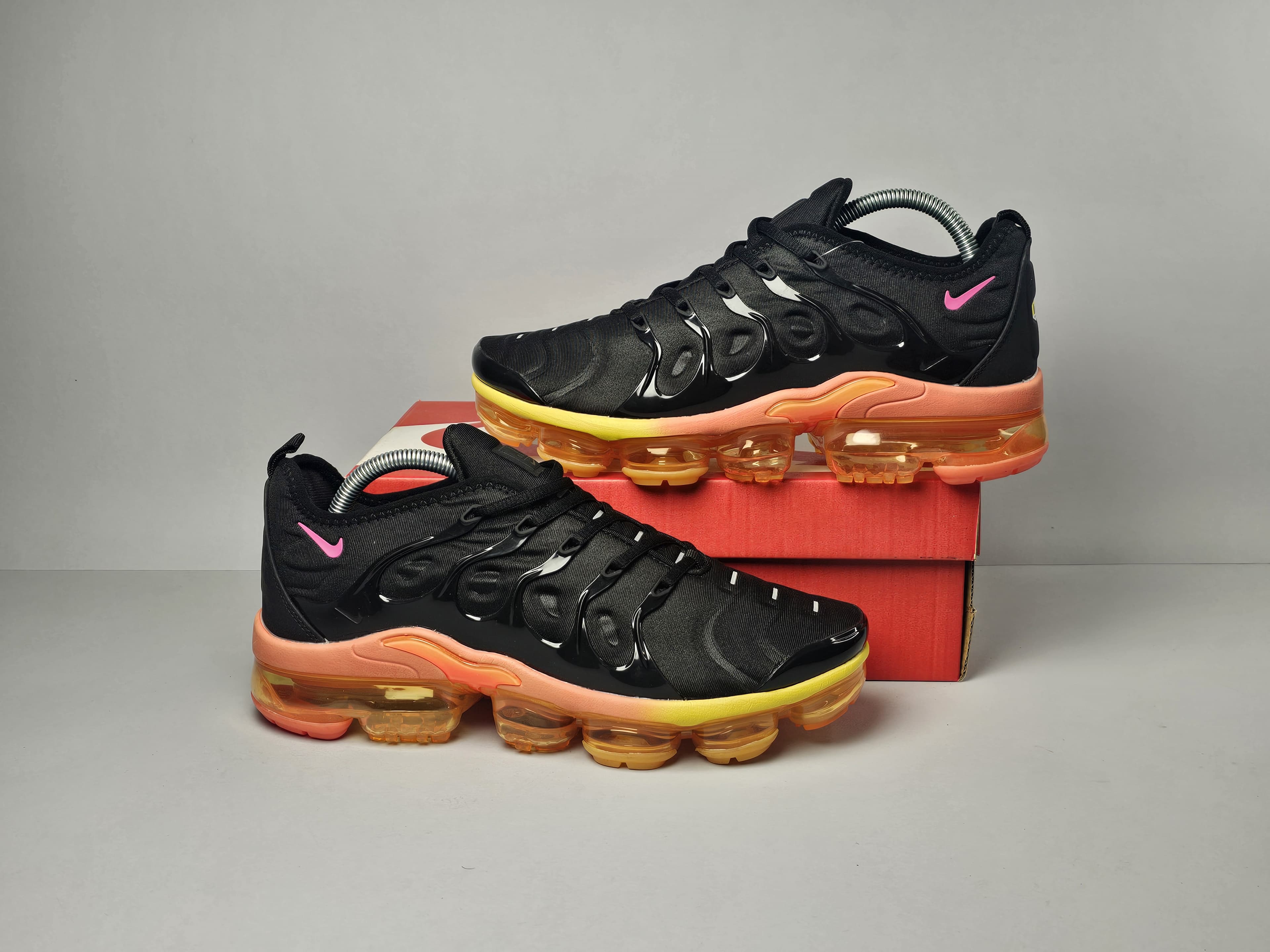 Vapormax Plus