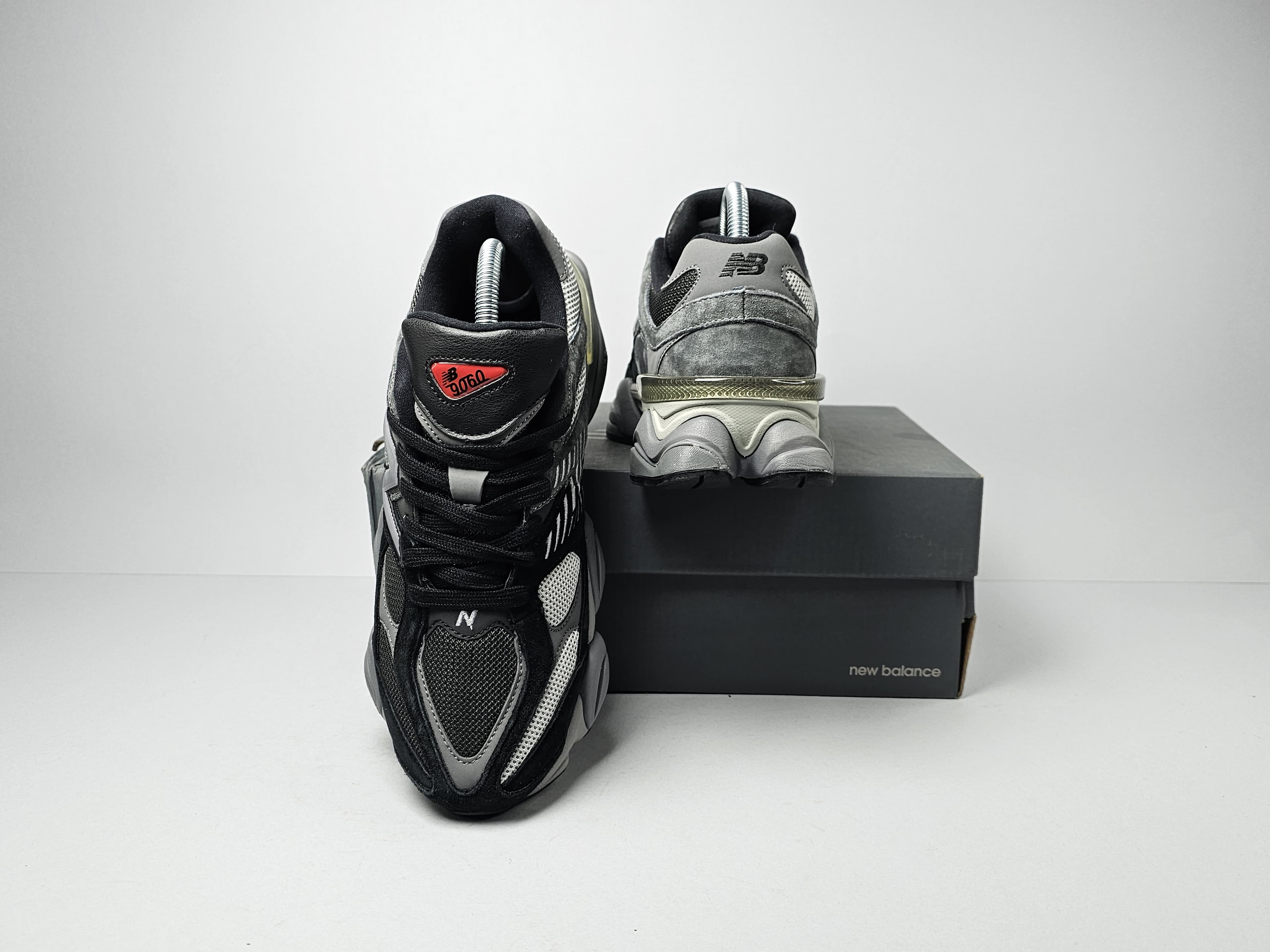 New Balance 9060 4