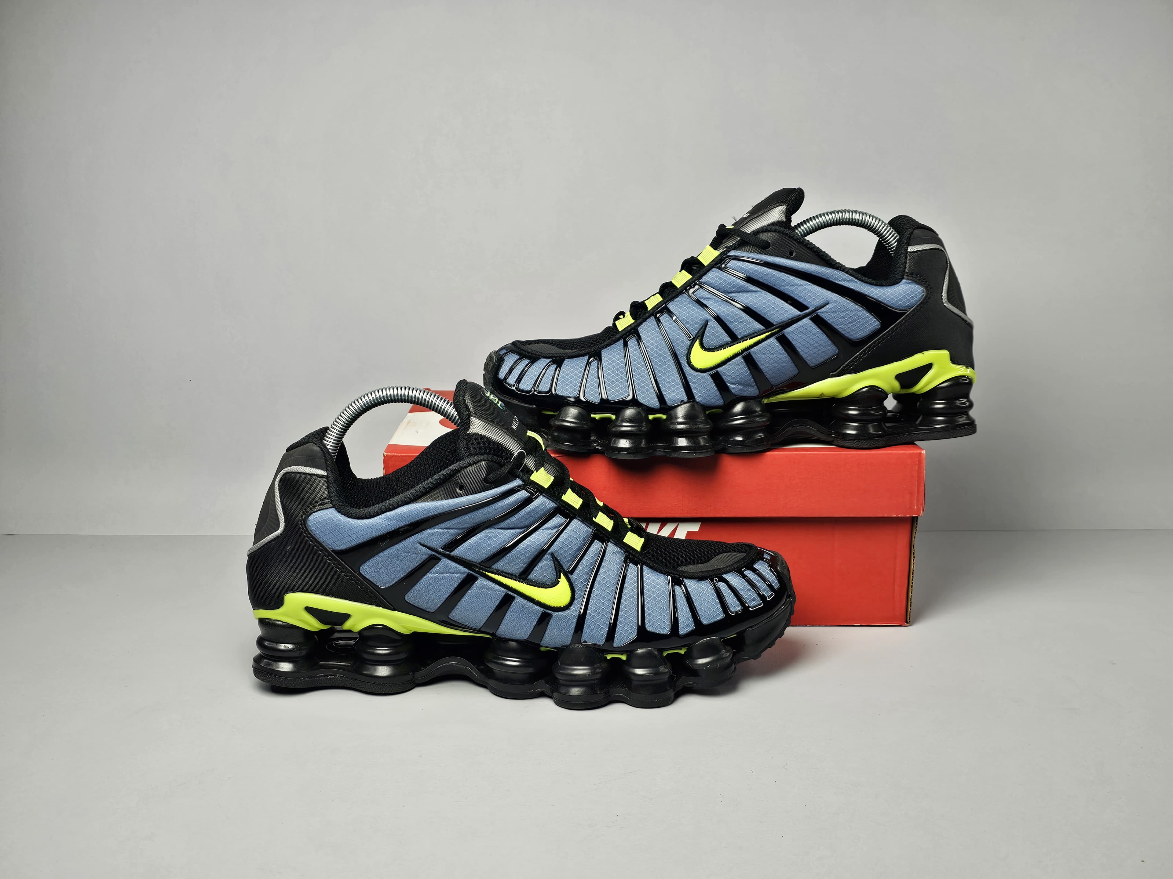 Nike shox TL