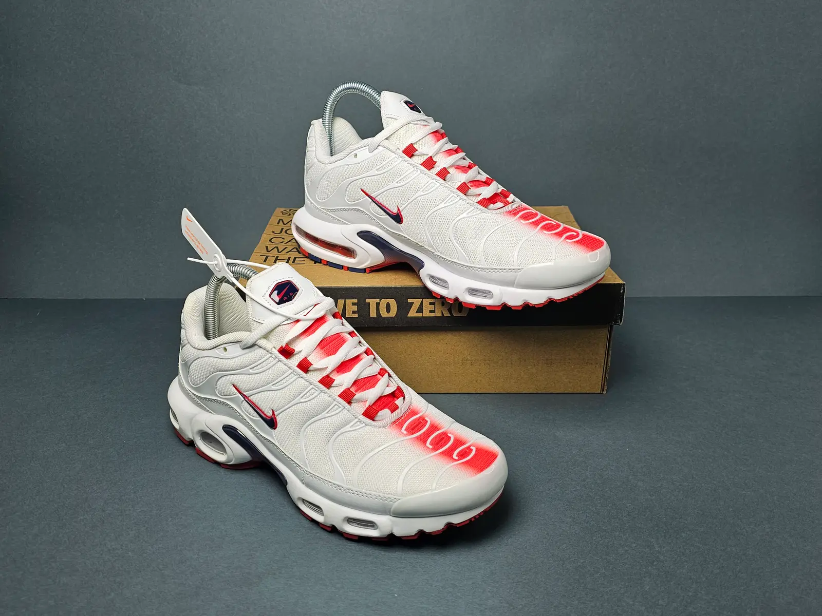 White red 2