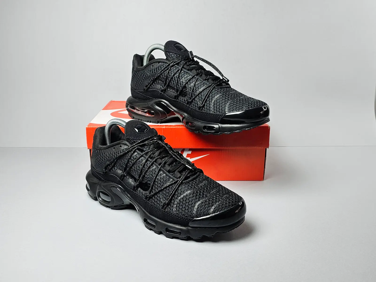 Utility black 2