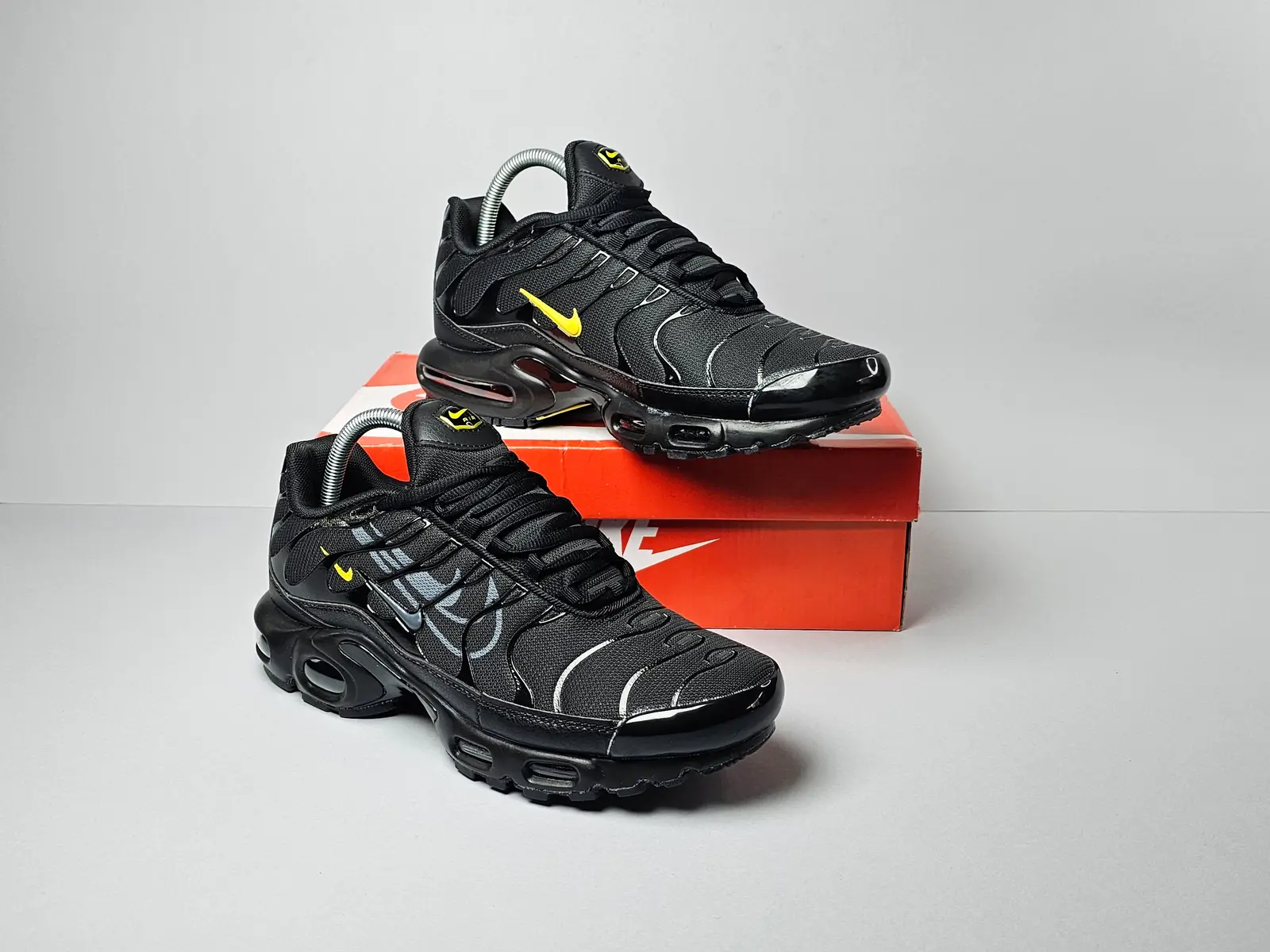 Multi swoosh 2