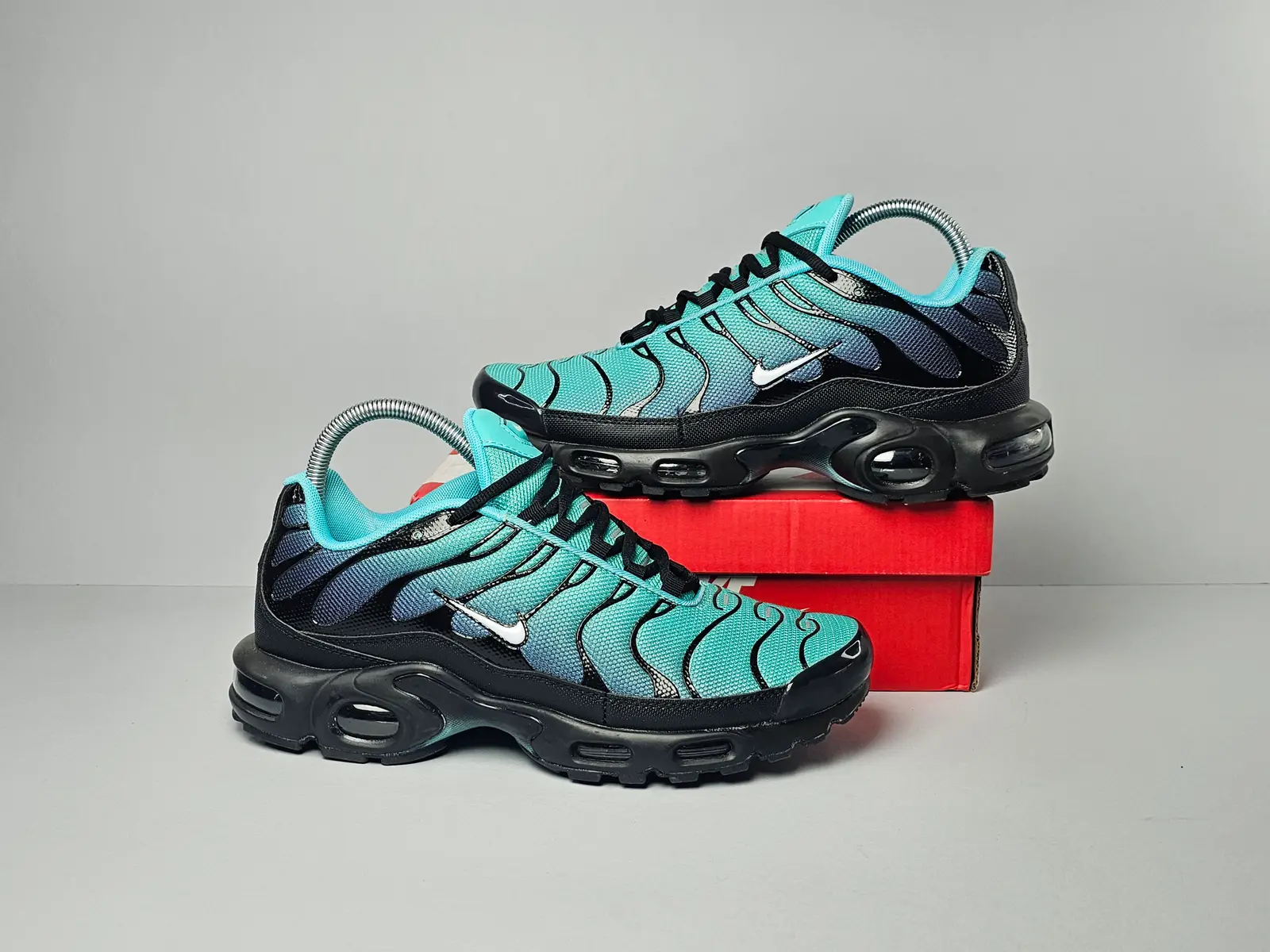 Aqua fade
