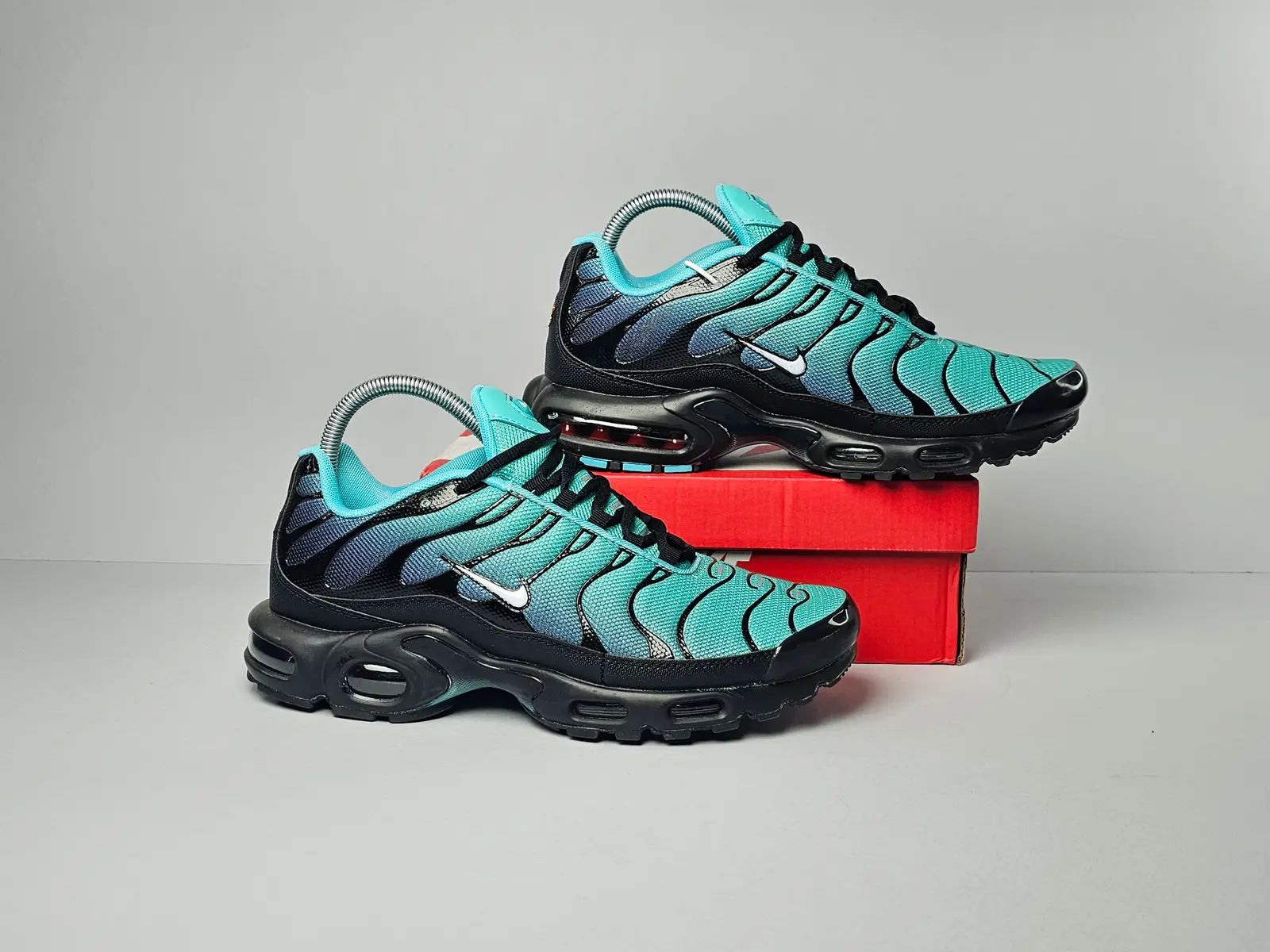 Aqua fade