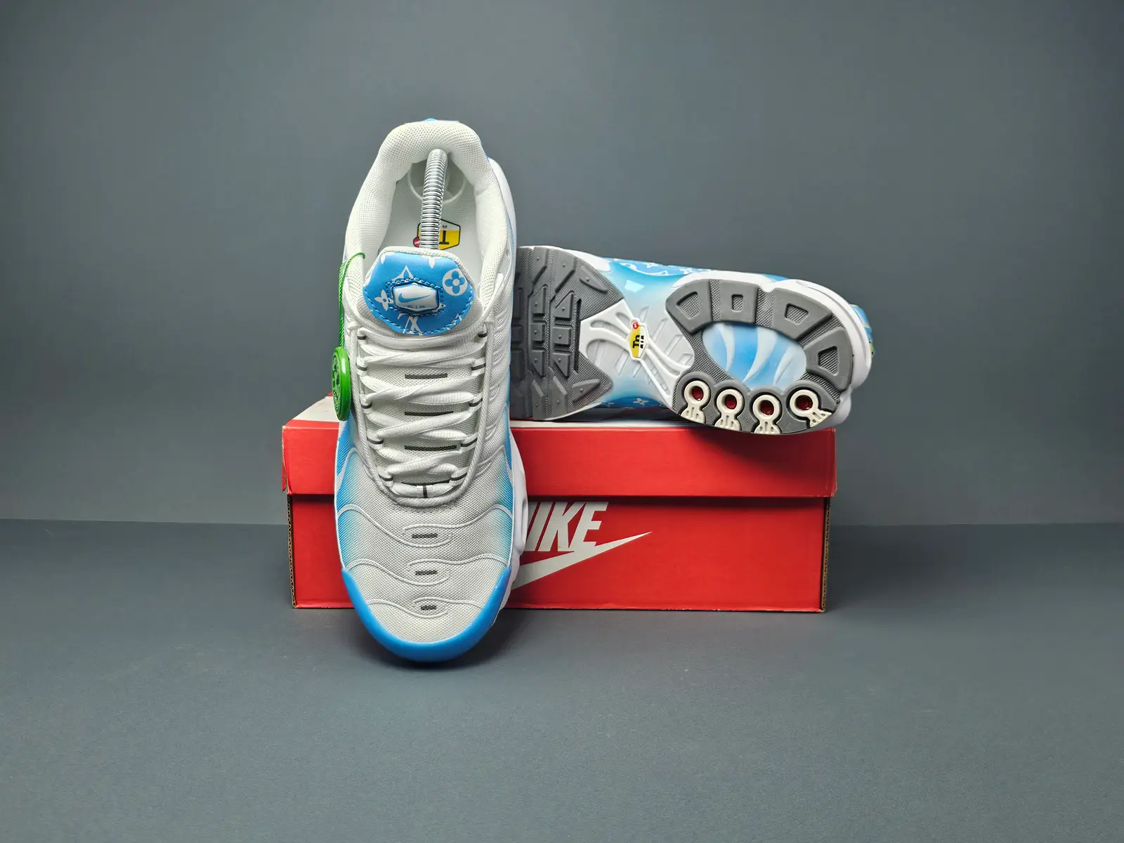NIke 3