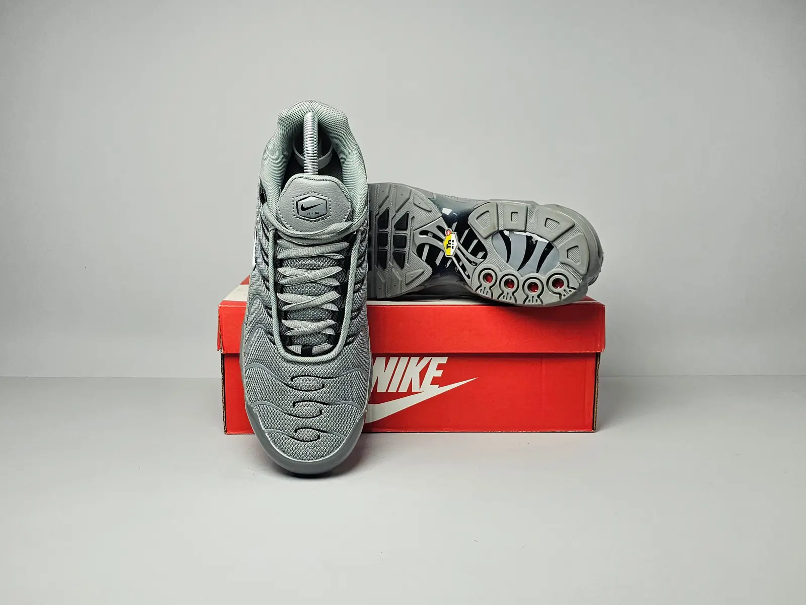 Wolf grey 3