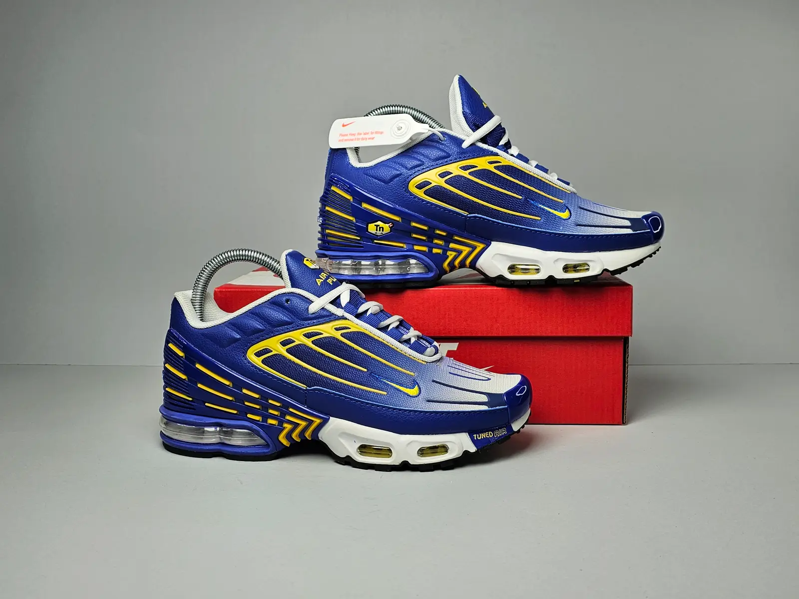 Deep royal