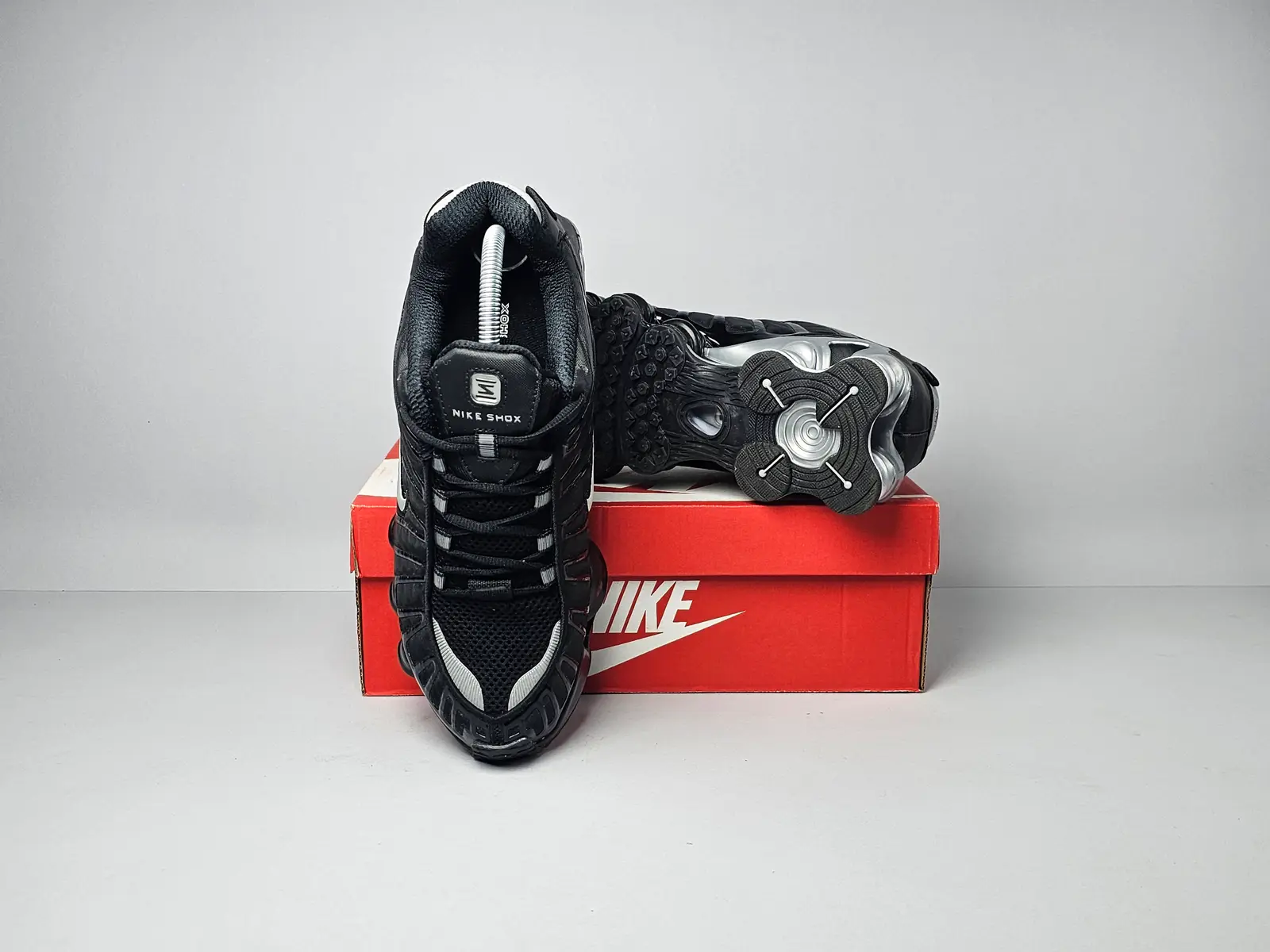 Silver metalic 3
