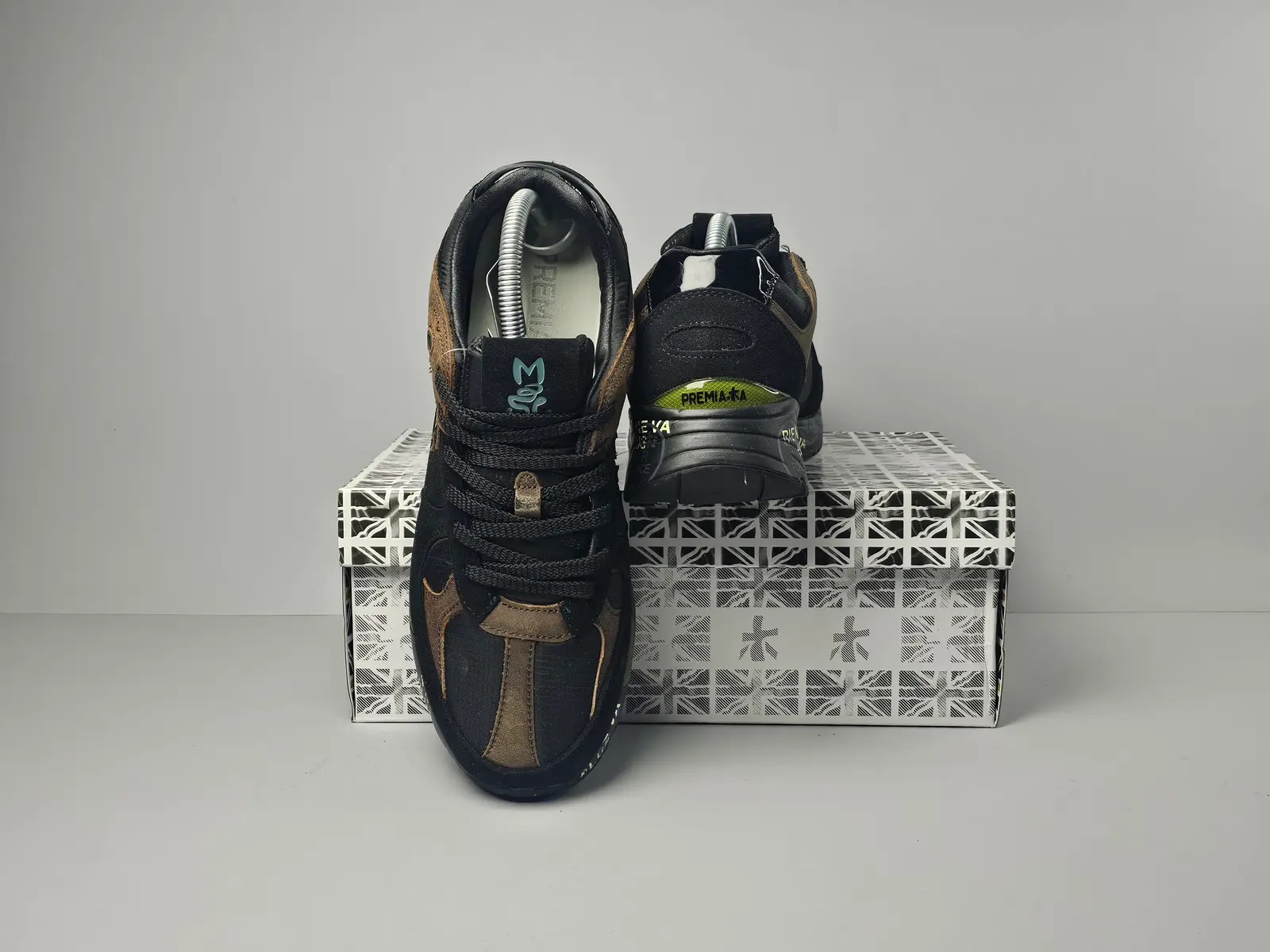 Premiata 4