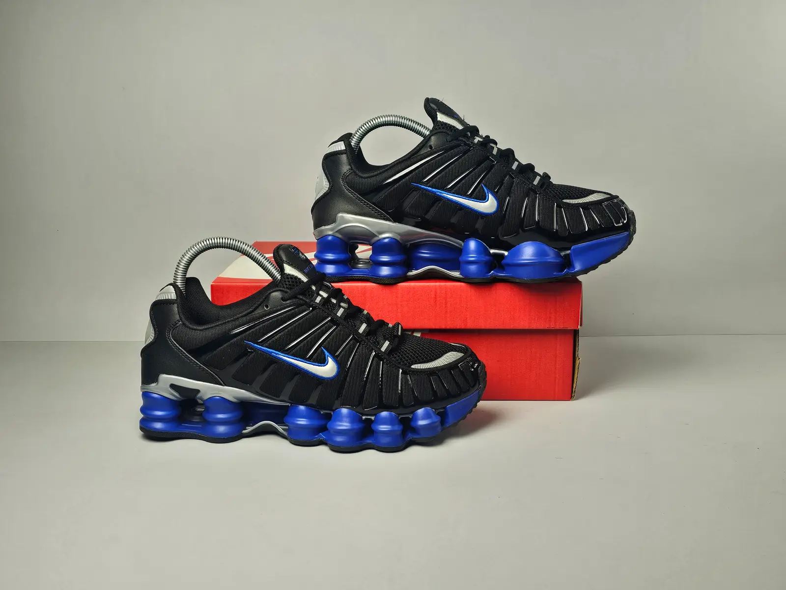 Racer blue