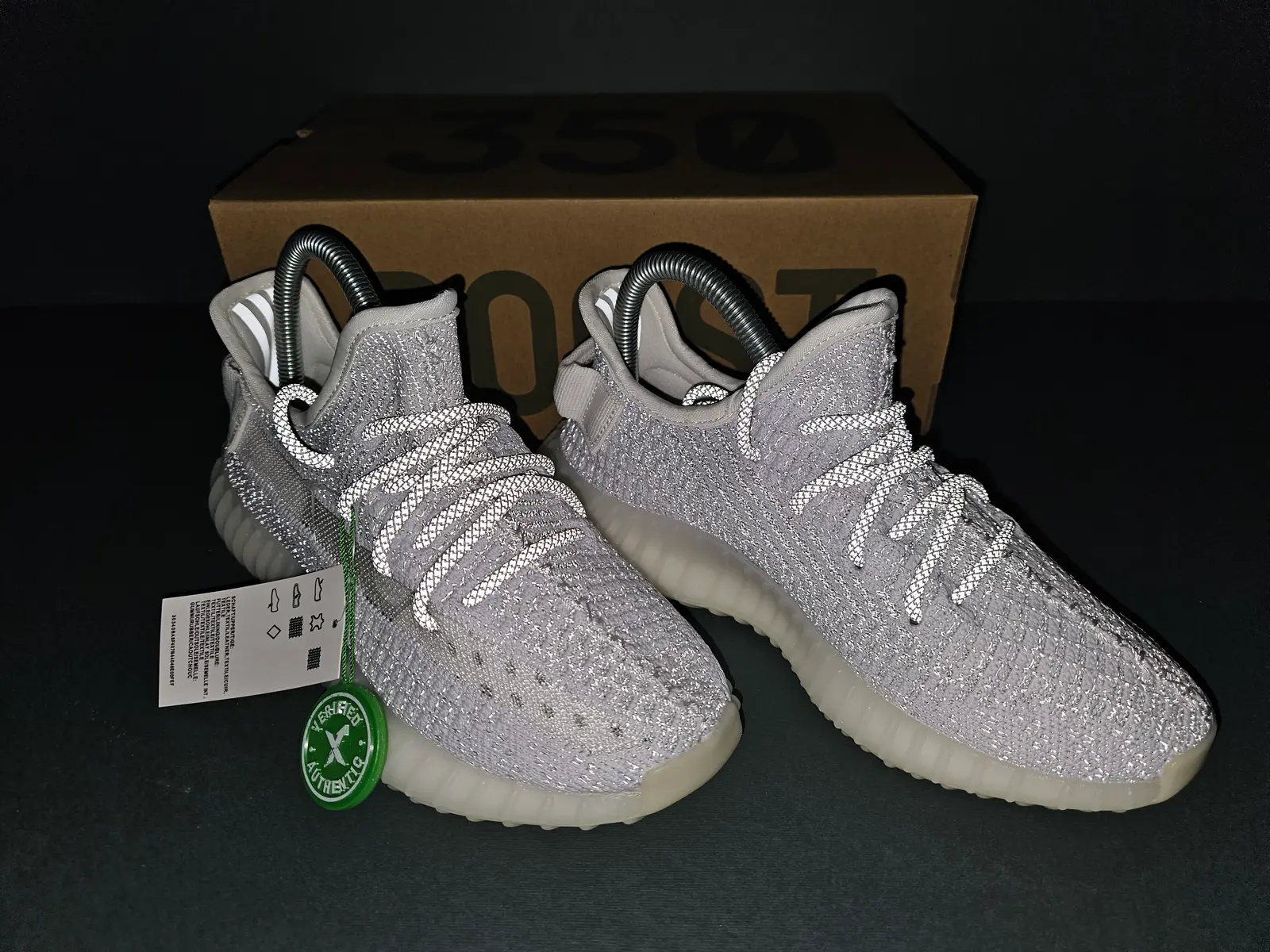 Static white 5
