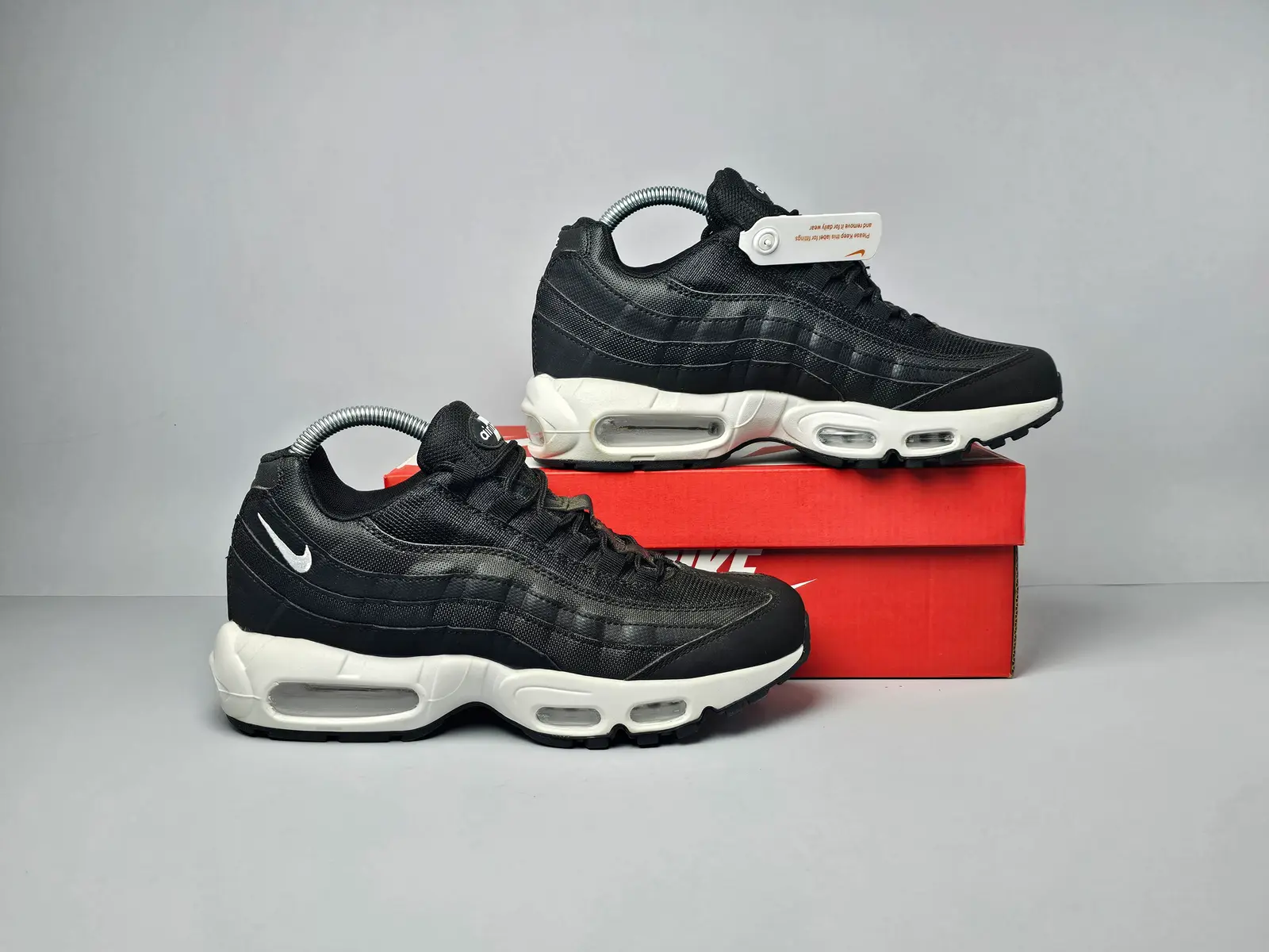 Essential black white