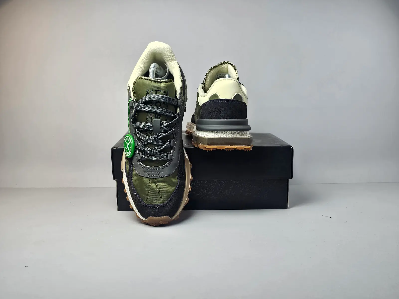 Lacoste 4