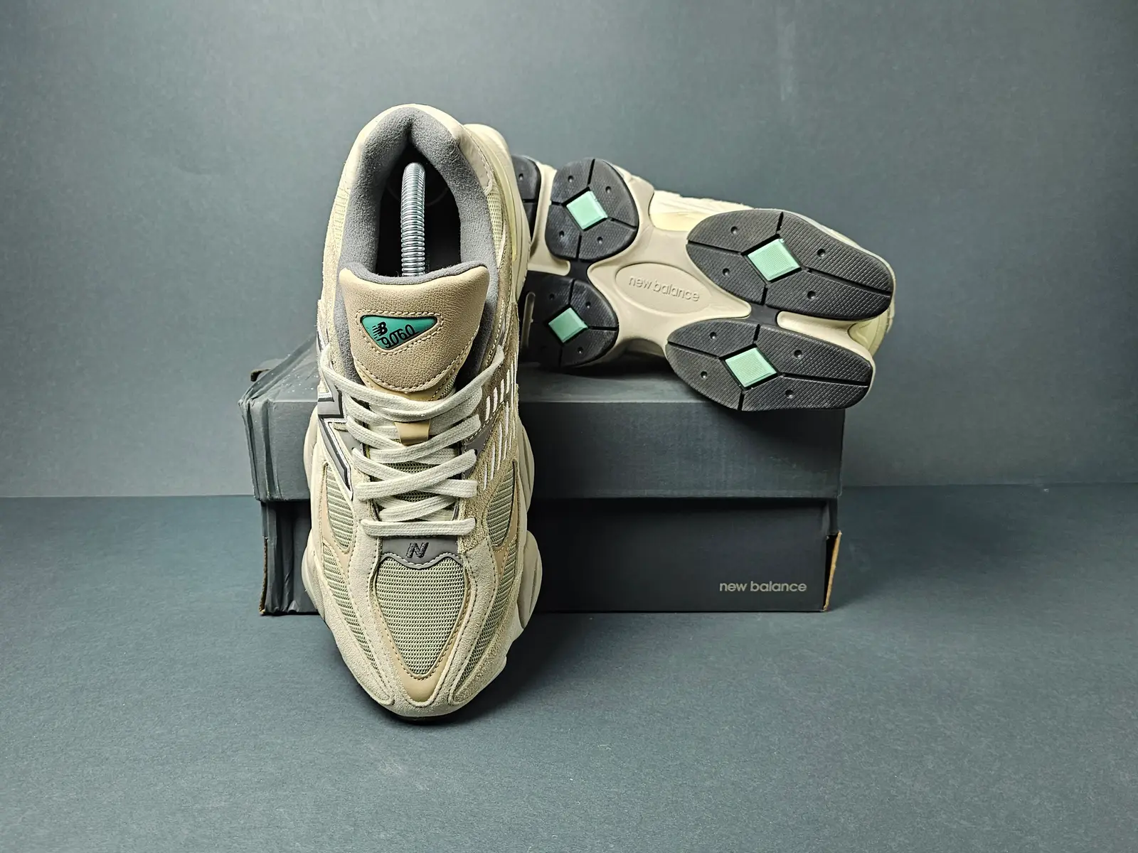 New Balance 9060 3
