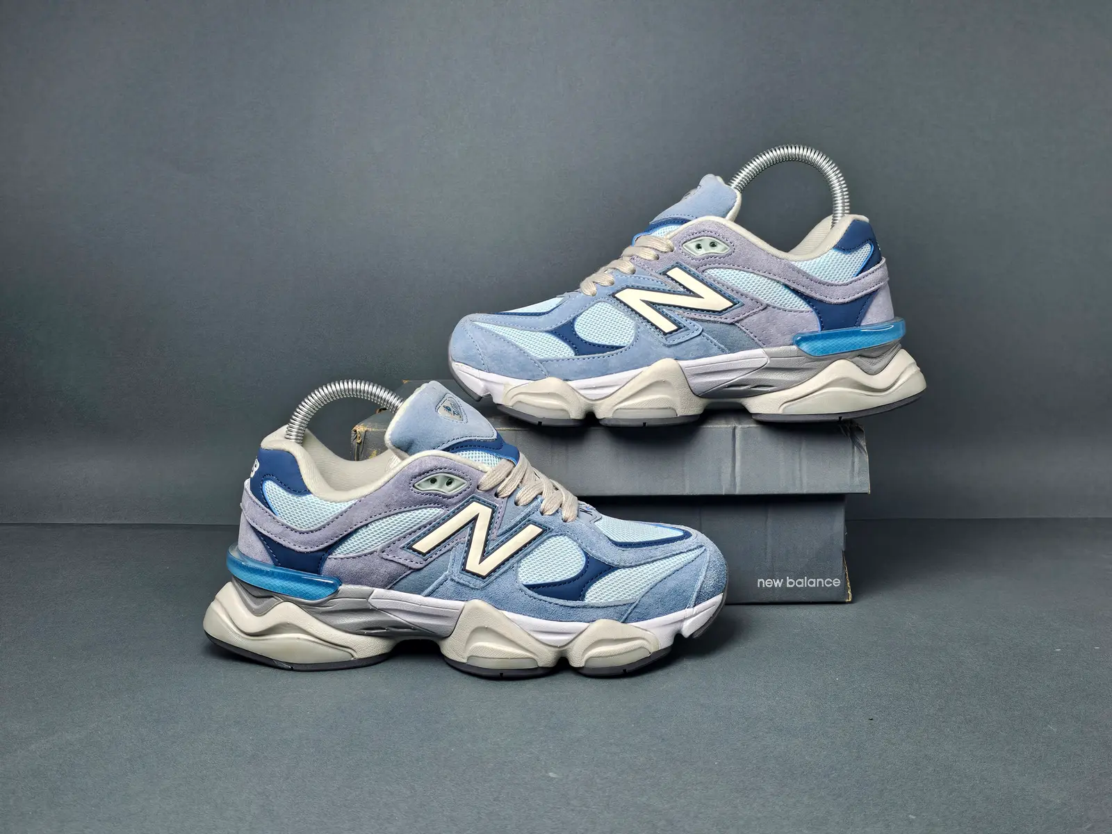 New Balance 9060