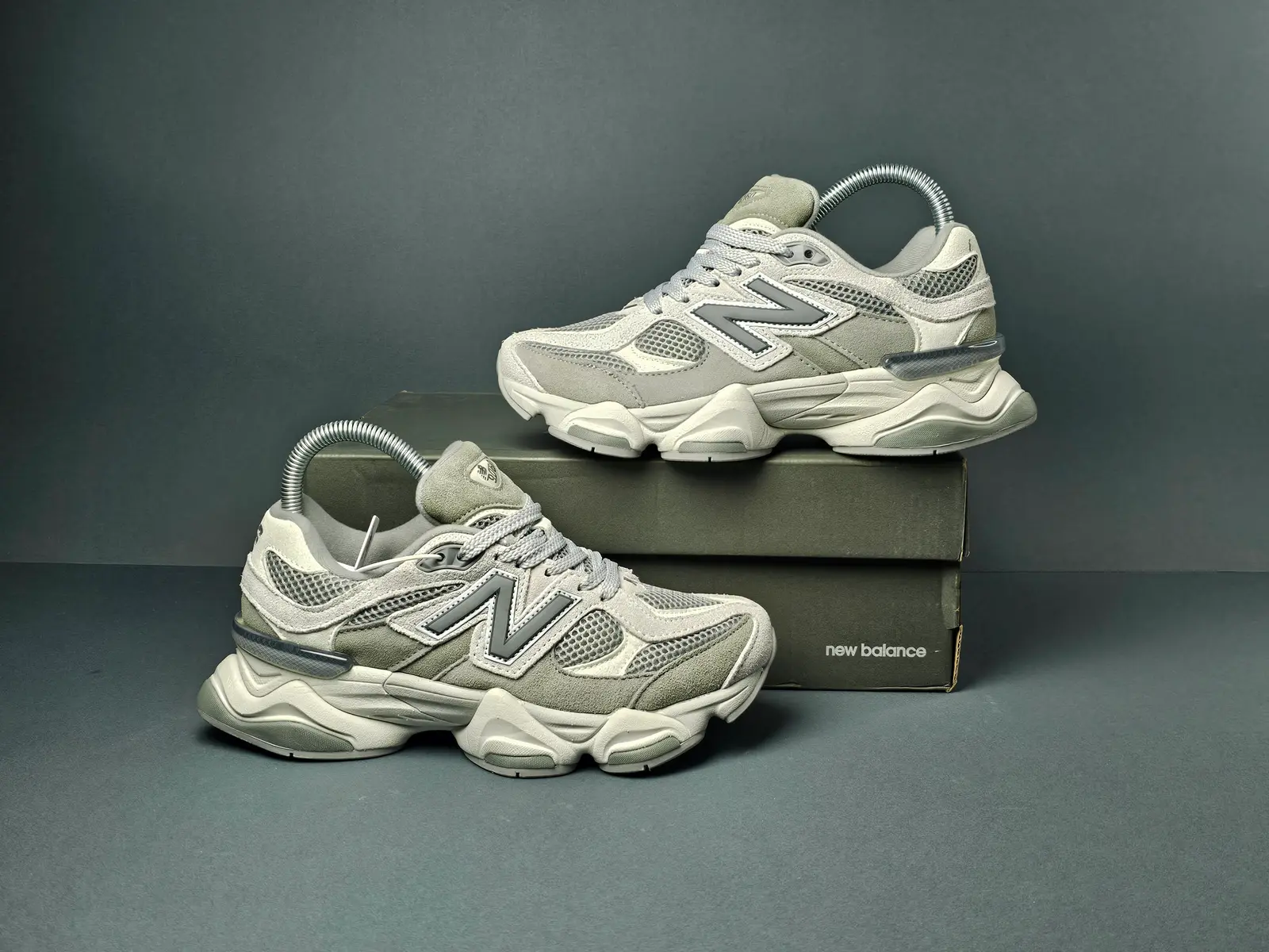New Balance 9060