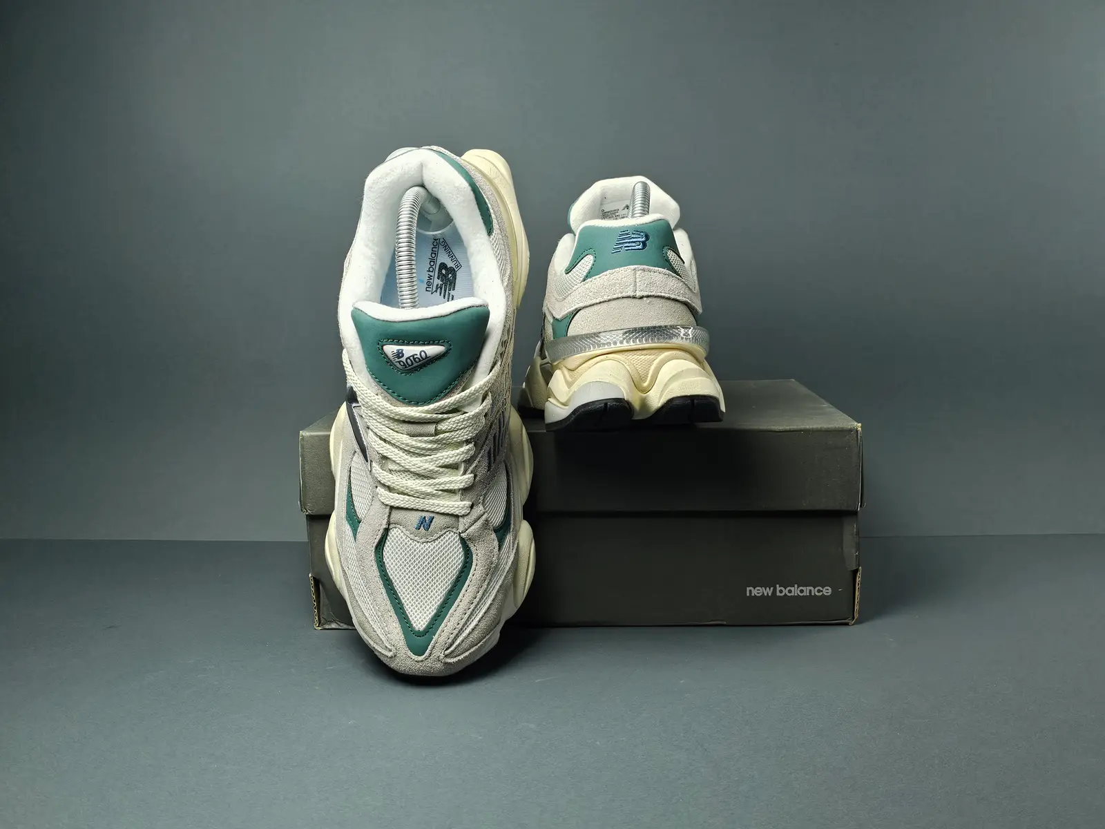 New Balance 9060 4