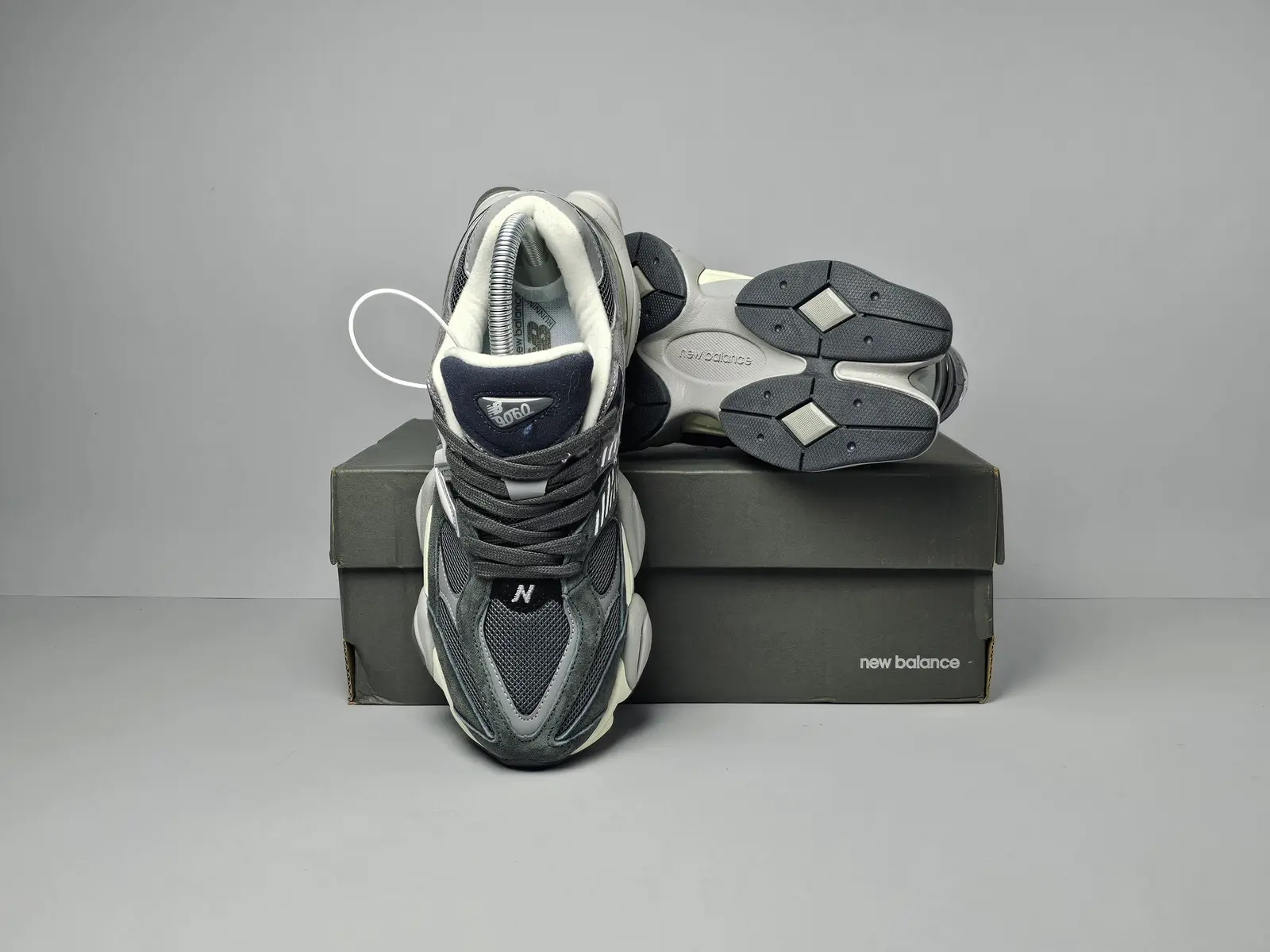 New Balance 9060 3