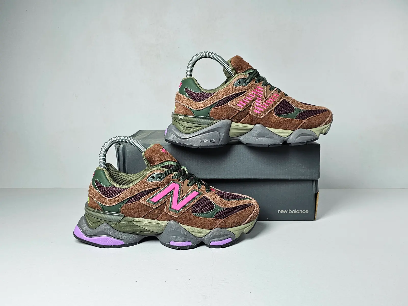 New Balance 9060