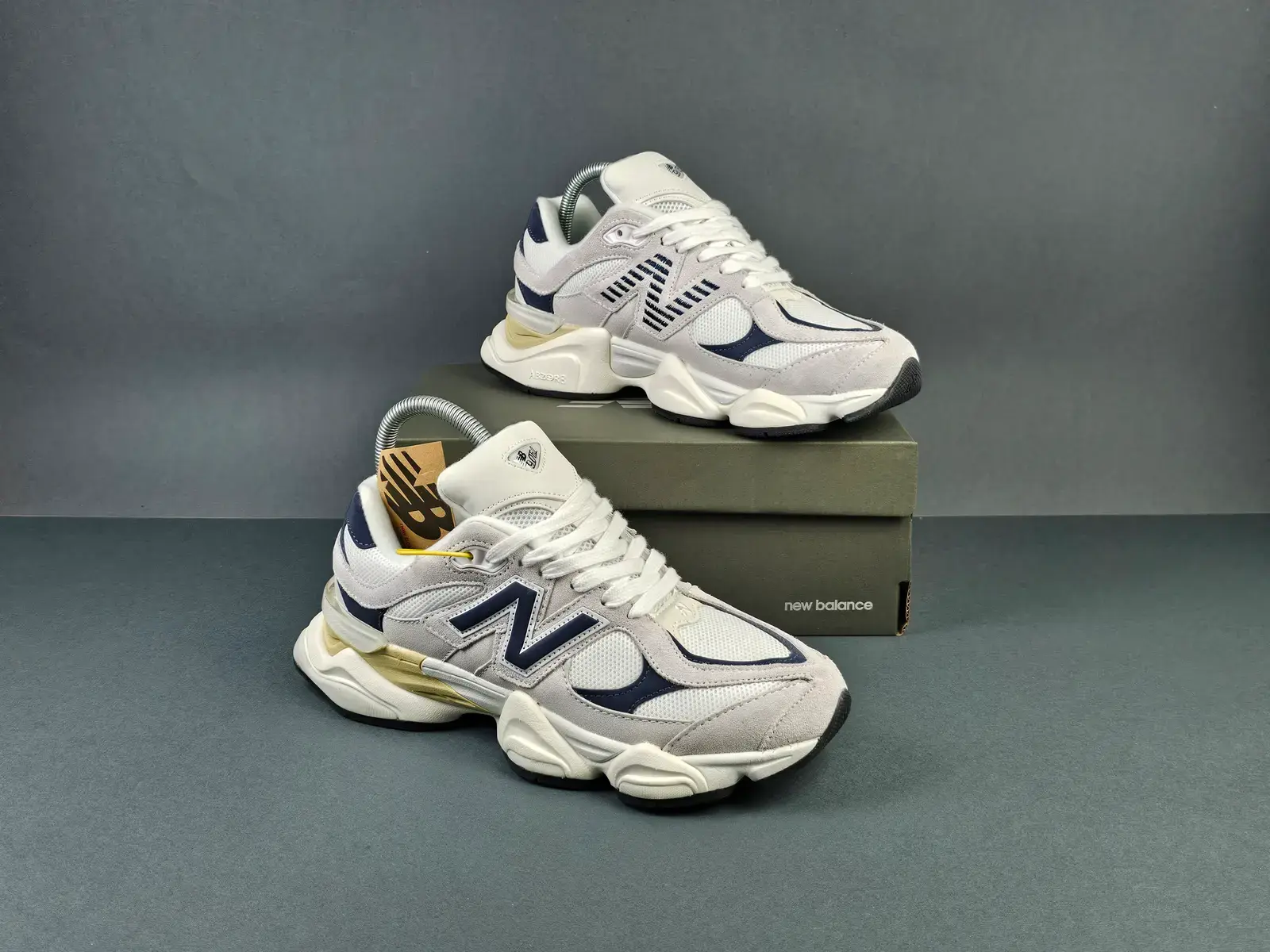 New Balance 2