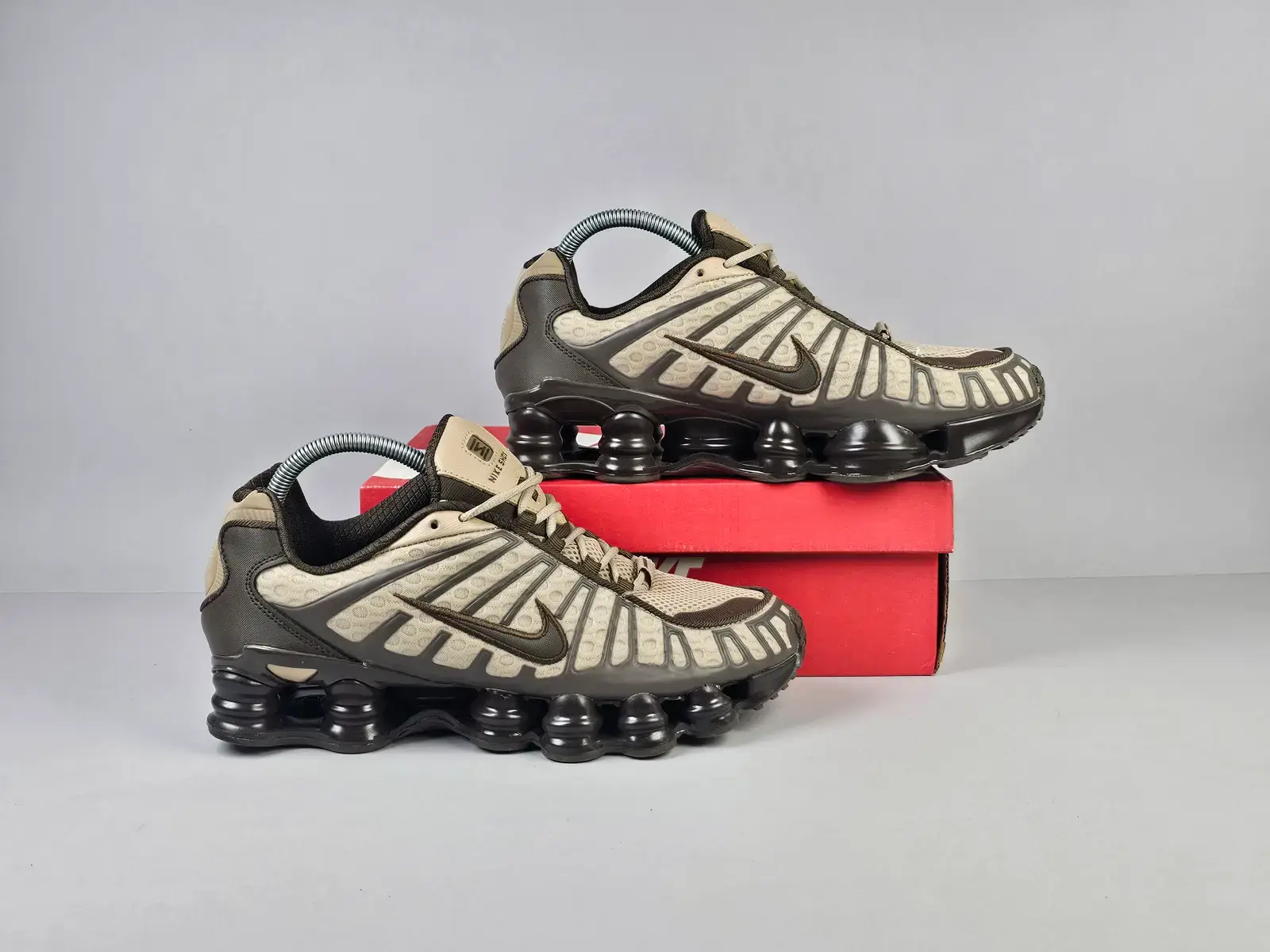 Shox
