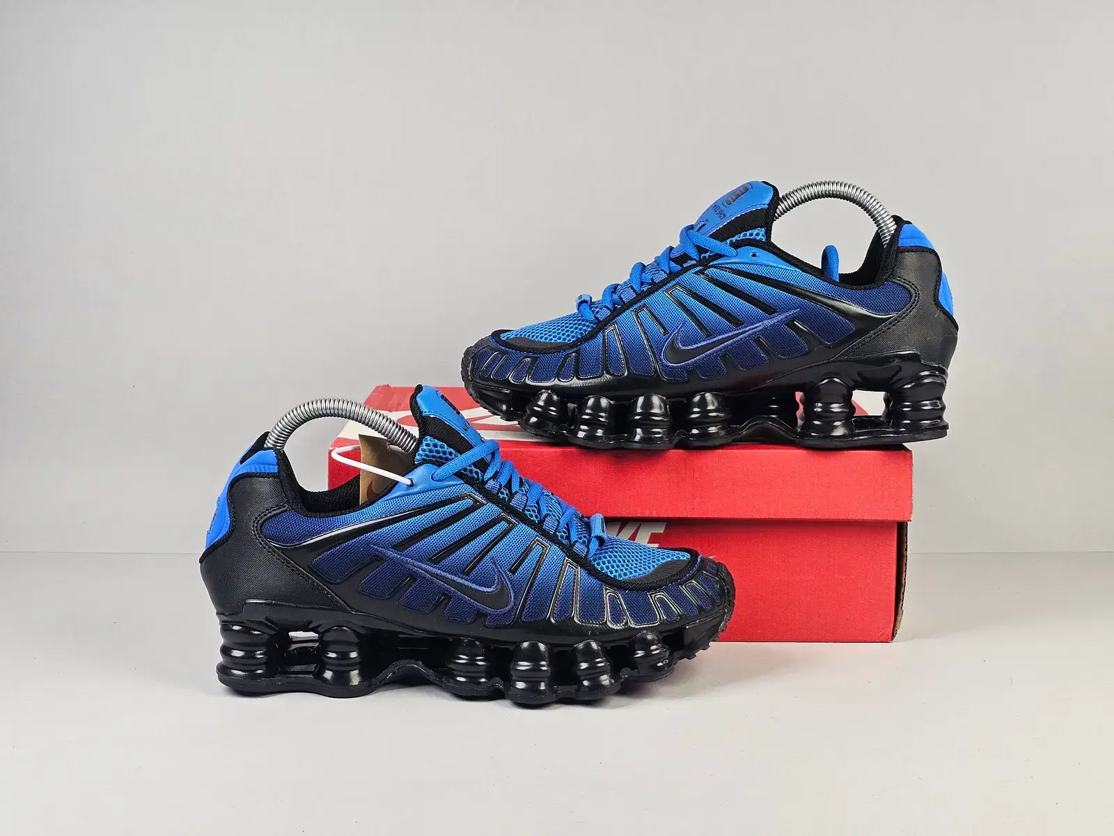 Shox